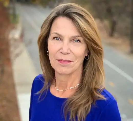 Portrait of Leslie Cooper.